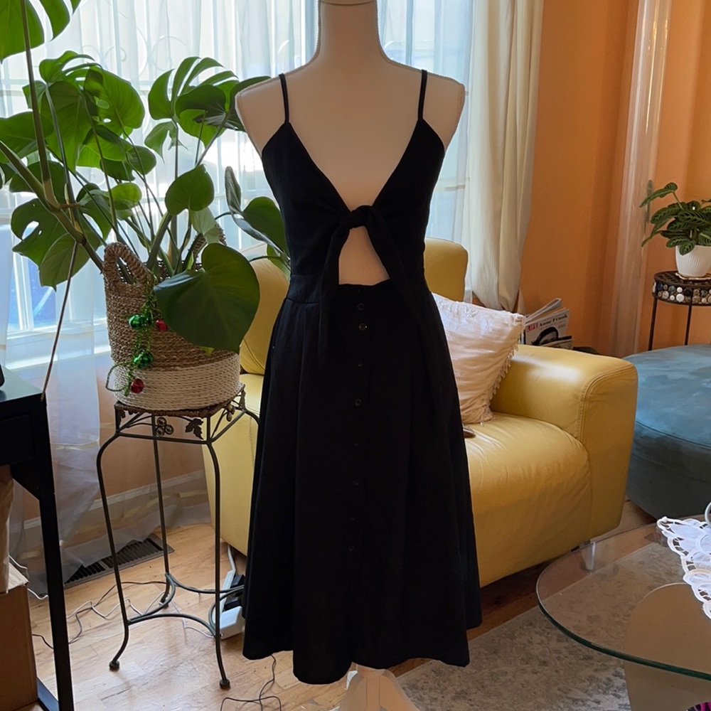 BLACK SUMMER CUTOUT KEYHOLE DRESS STRETCHY